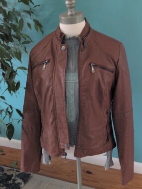 Classic Brown Faux Leather Moto Jacket with Zip Pockets